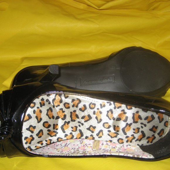 Black American Eagle heels - Picture 3 of 8